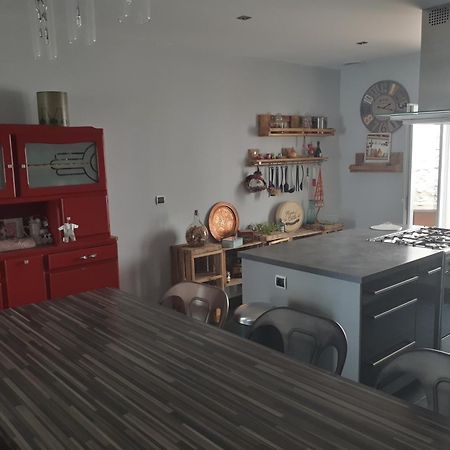 Maison De Village Avec Sa Charmante Petite Cour Interieure Флёри Экстерьер фото