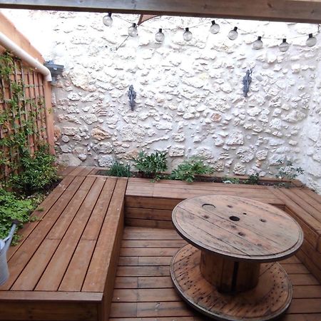 Maison De Village Avec Sa Charmante Petite Cour Interieure Флёри Экстерьер фото